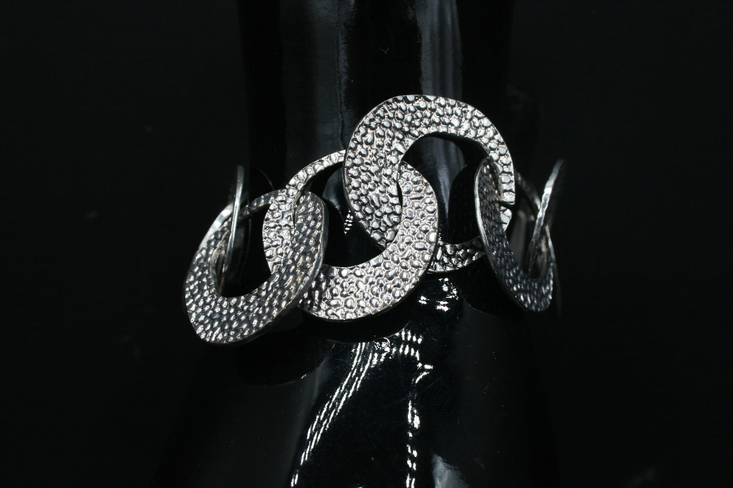 Abstract Linked Circle Bracelet