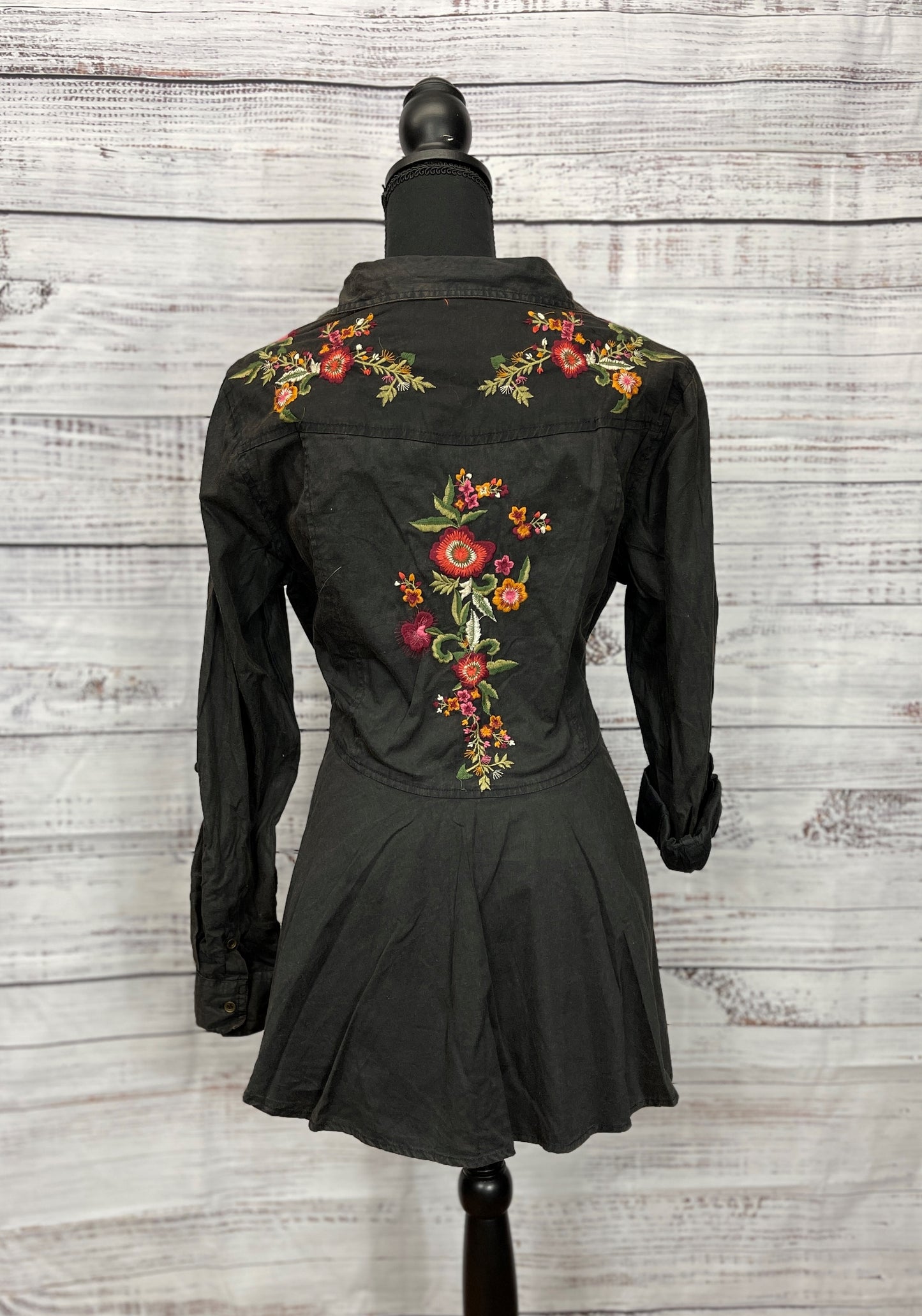 Distressed Floral Button Up