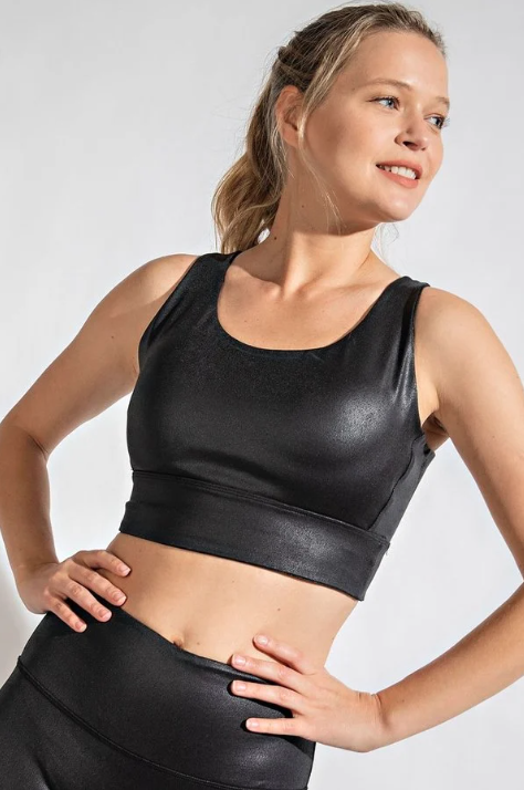 DKNY Womens Athleather Faux Leather Sports Bra,Black,Medium  Cropped  sports leggings, Black sports bra, Low impact sports bra