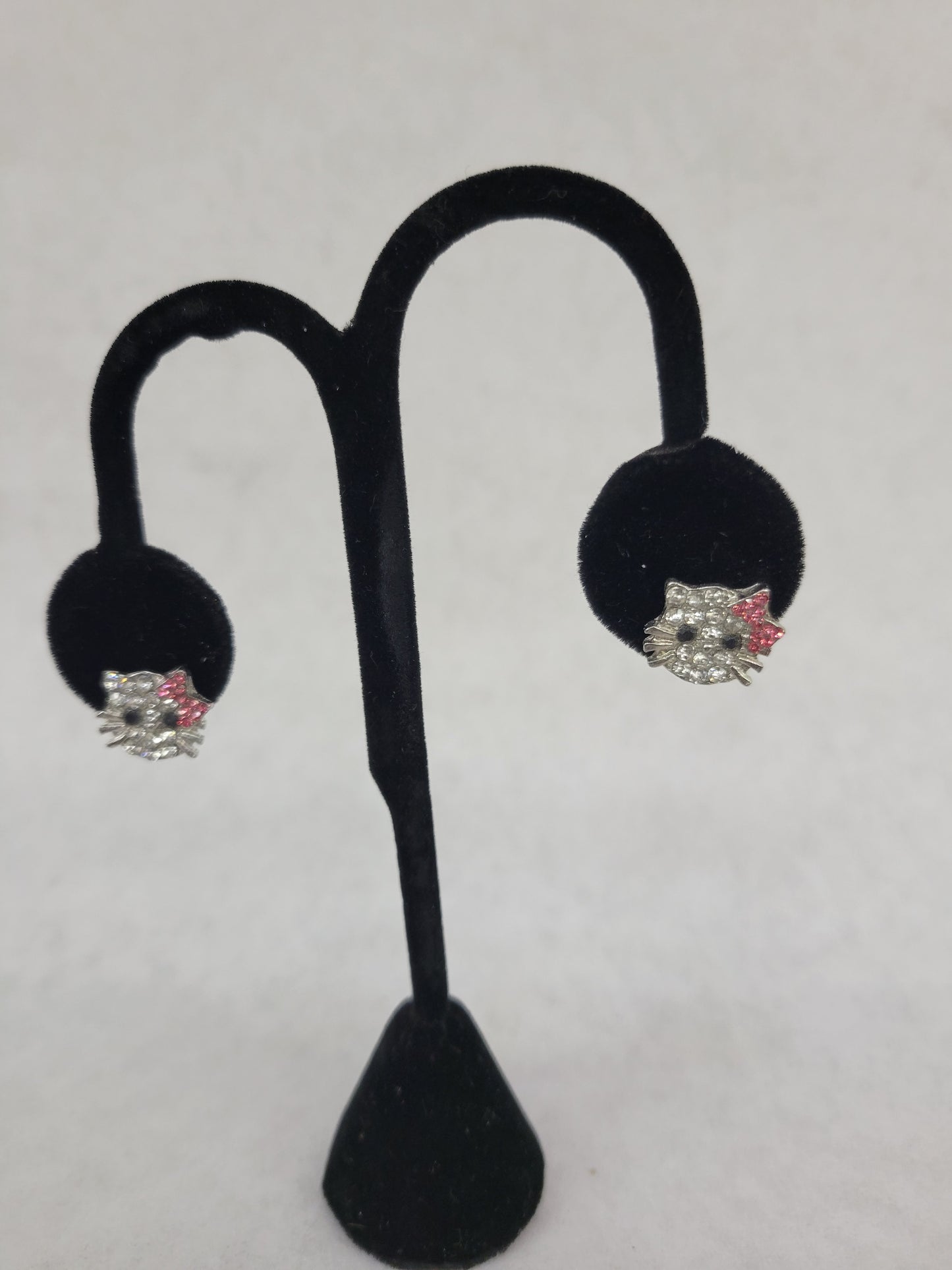 "Hello Kitty" Silver Earrings