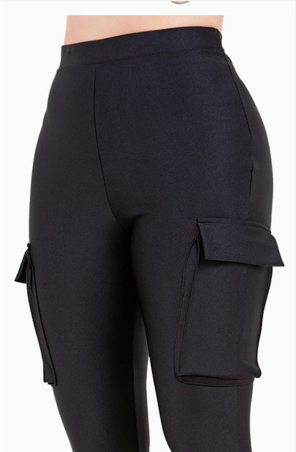 Black Cargo Pocket Leggings