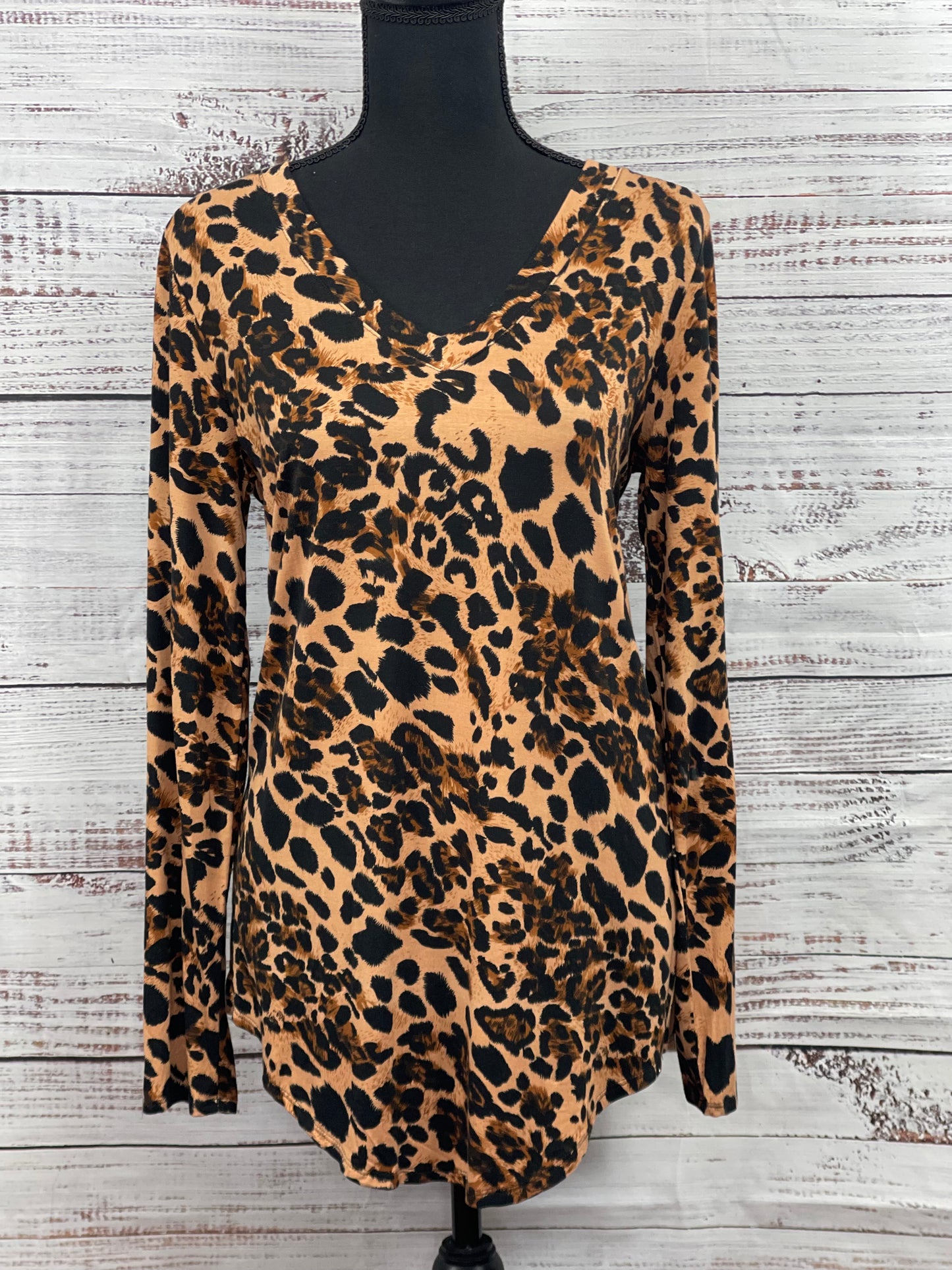 Long Sleeve Leopard Print V-neck